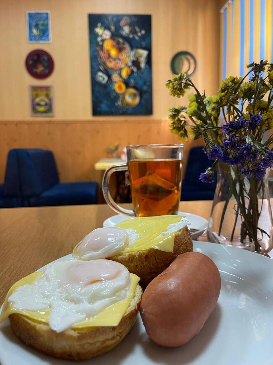 Арт-Вокзал Hotel Kryvy Rih Buitenkant foto