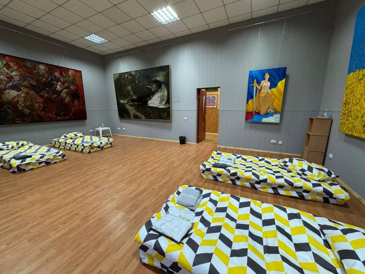 Арт-Вокзал Hotel Kryvy Rih Kamer foto