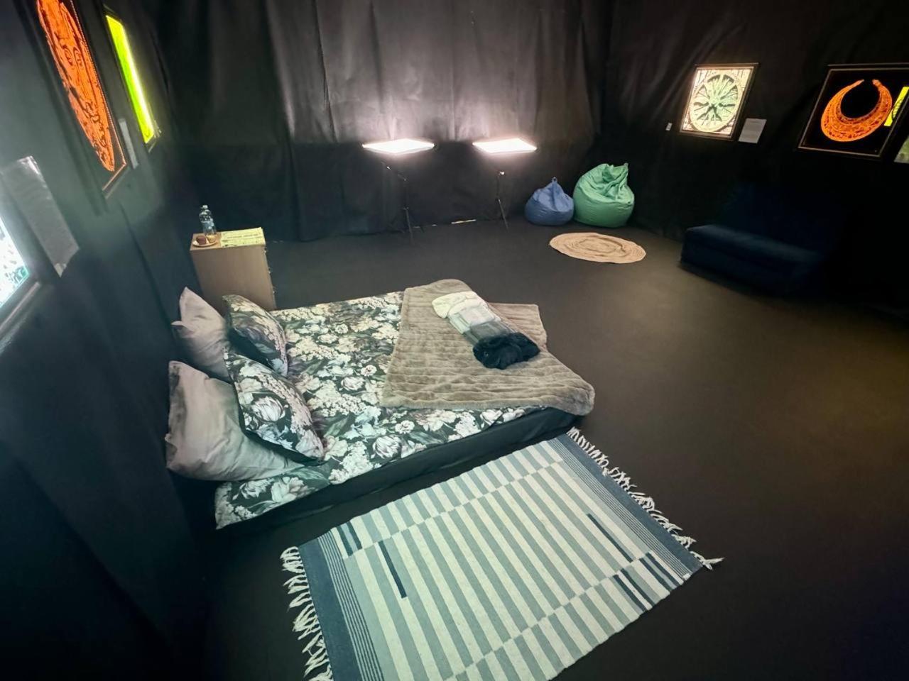 Арт-Вокзал Hotel Kryvy Rih Kamer foto